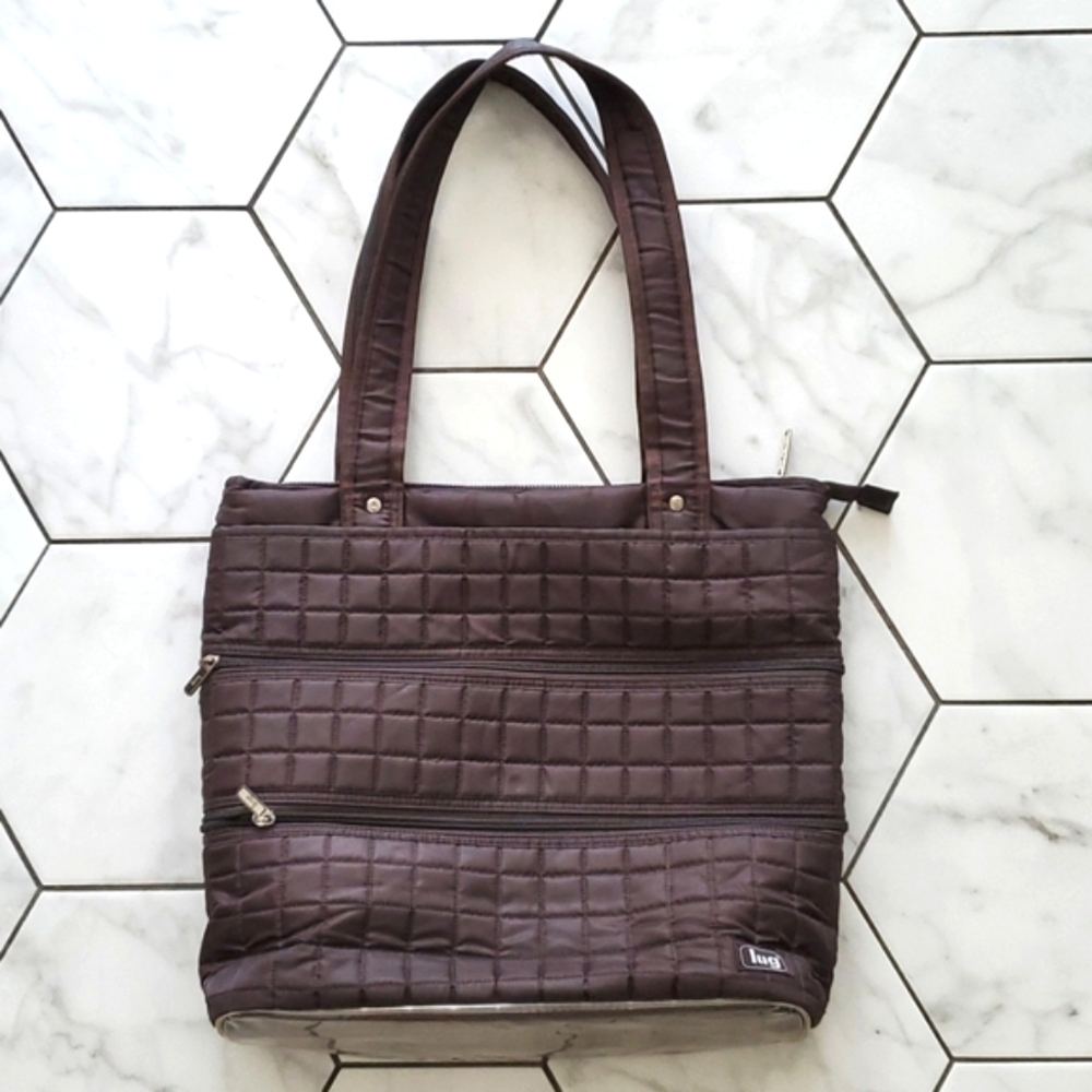 Lug Taxicab in Brown